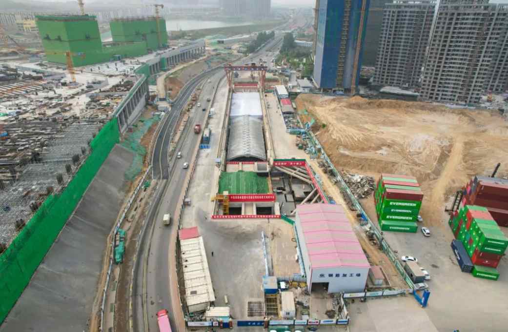 多省率先探索智慧工地技術(shù),全面推進施工質(zhì)效提升! 多省率先探索智慧工地技術(shù),全面推進施工質(zhì)效提升!